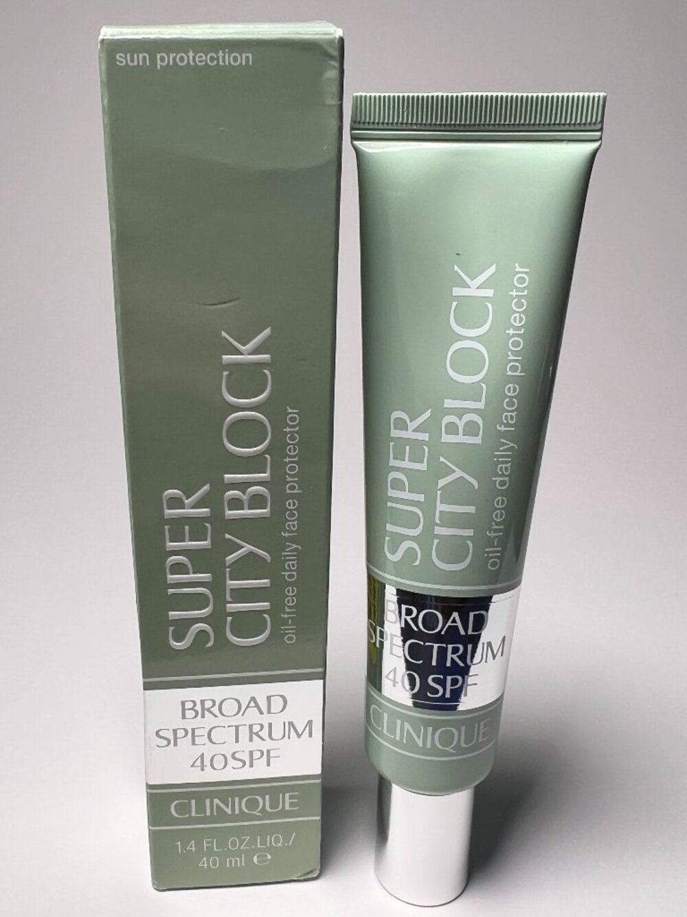 Clinique Super City Block 40 SPF Daily Face Protector 40SPF 1.4 oz in Box SEALED